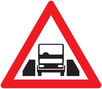 Road width restriction warning - Zimbabwe warning signs road sign